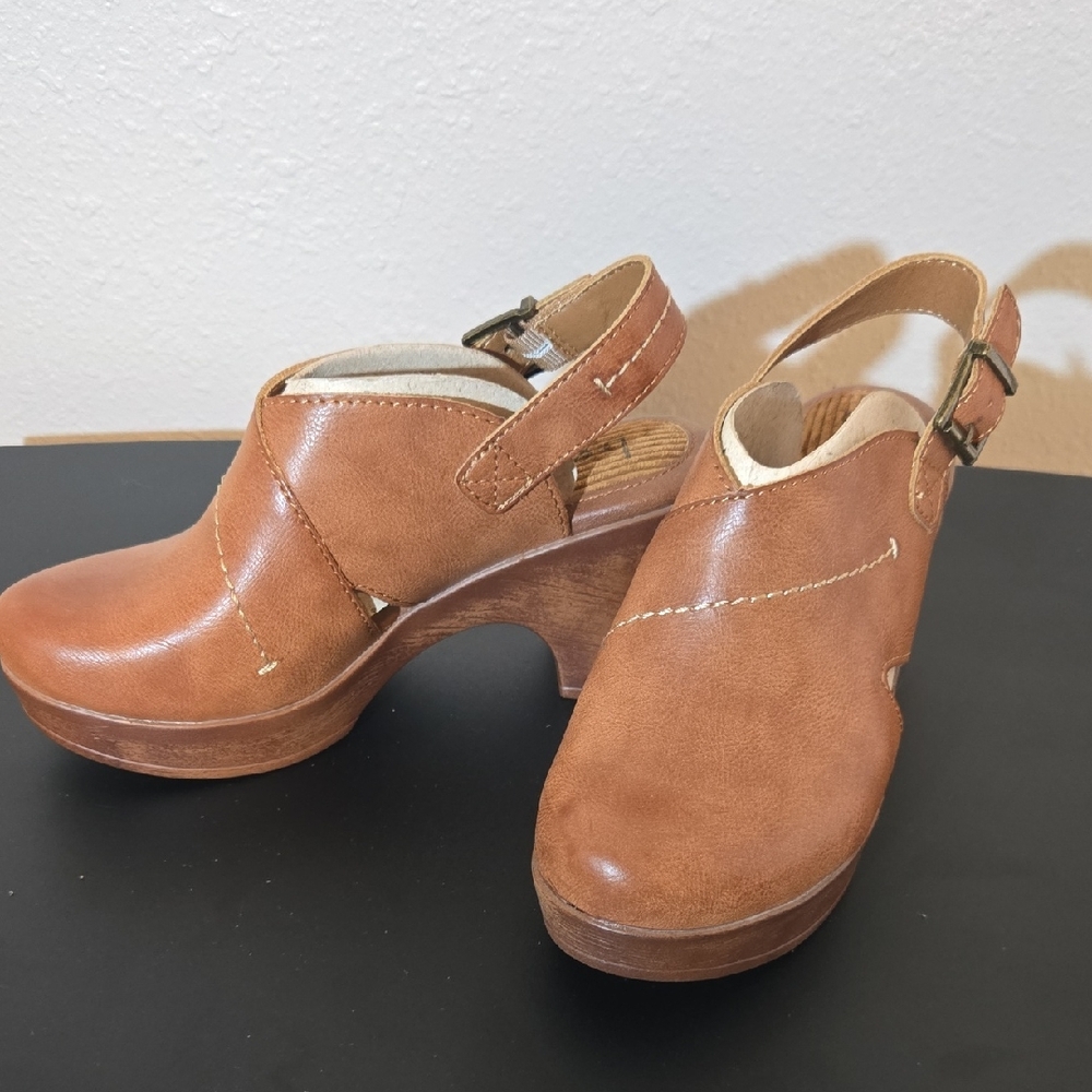 b.o.c. Brown Leather Mules